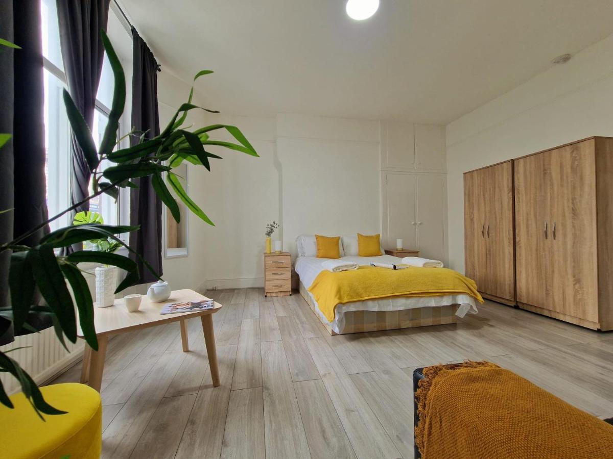 Spacious 4 Bedrooms Apartment For 10 Near Marble Arch Londra Exterior foto