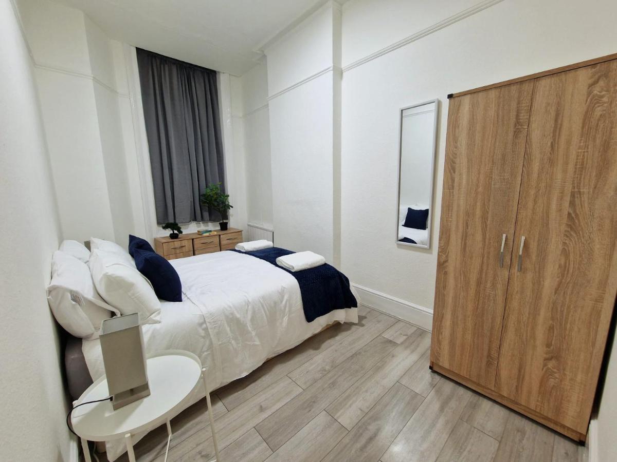 Spacious 4 Bedrooms Apartment For 10 Near Marble Arch Londra Exterior foto