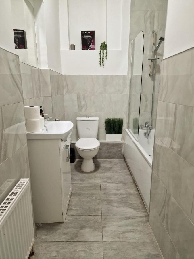 Spacious 4 Bedrooms Apartment For 10 Near Marble Arch Londra Exterior foto
