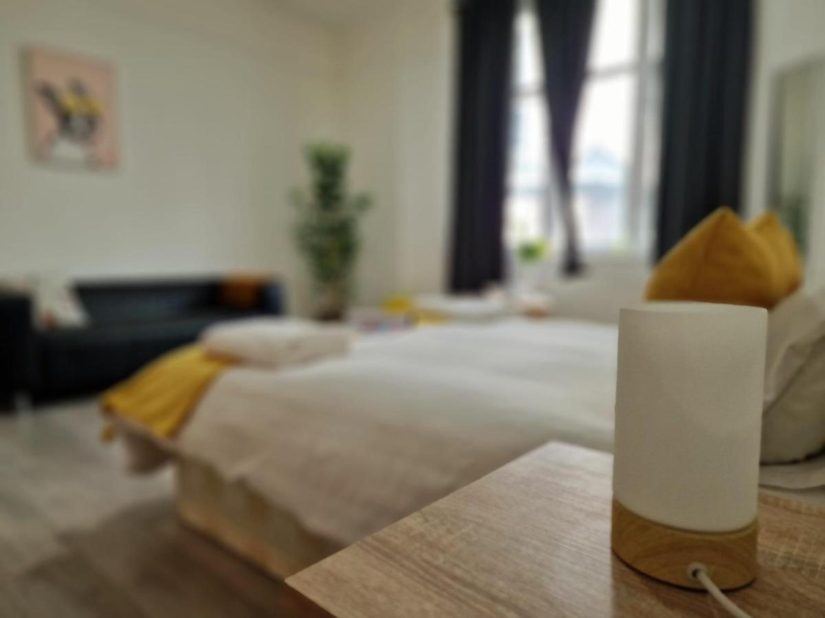 Spacious 4 Bedrooms Apartment For 10 Near Marble Arch Londra Exterior foto