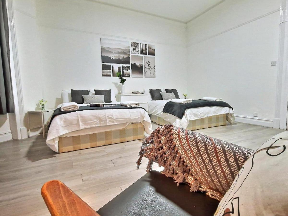 Spacious 4 Bedrooms Apartment For 10 Near Marble Arch Londra Exterior foto